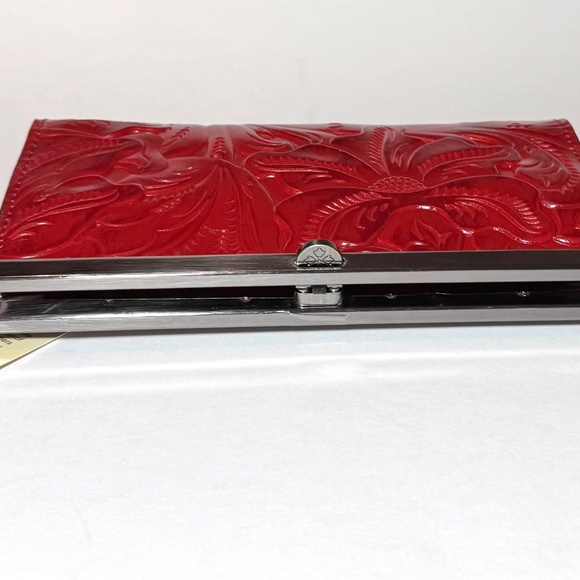 PATRICIA NASH Tooled Leather Cauchy Wallet - Picture 9 of 9